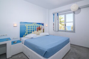 Habitación estándar, vistas al mar | Caja fuerte, cunas gratuitas, wifi gratis y ropa de cama