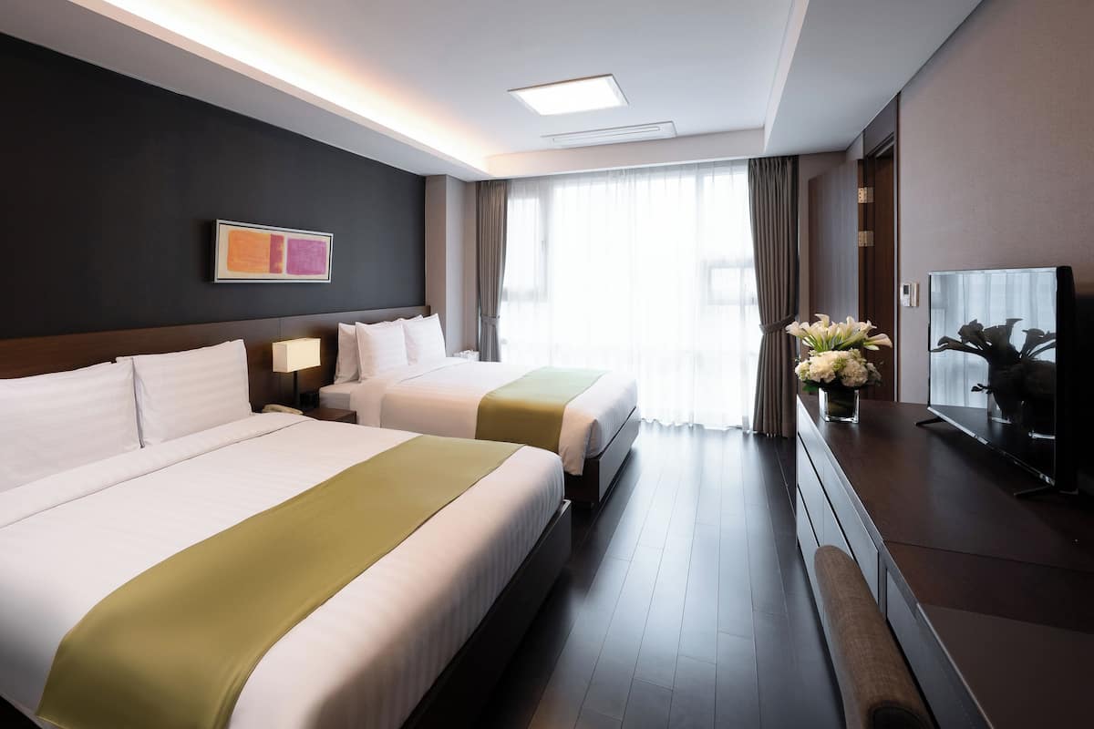 1 bedroom Super Deluxe Family | 1 多间卧室、客房内保险箱、办公桌、遮光窗帘