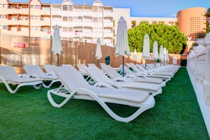 3 outdoor pools, pool loungers - Choromar Apartments (Albufeira)