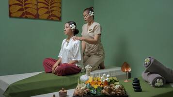Steam room, body treatments, aromatherapy, deep-tissue massages