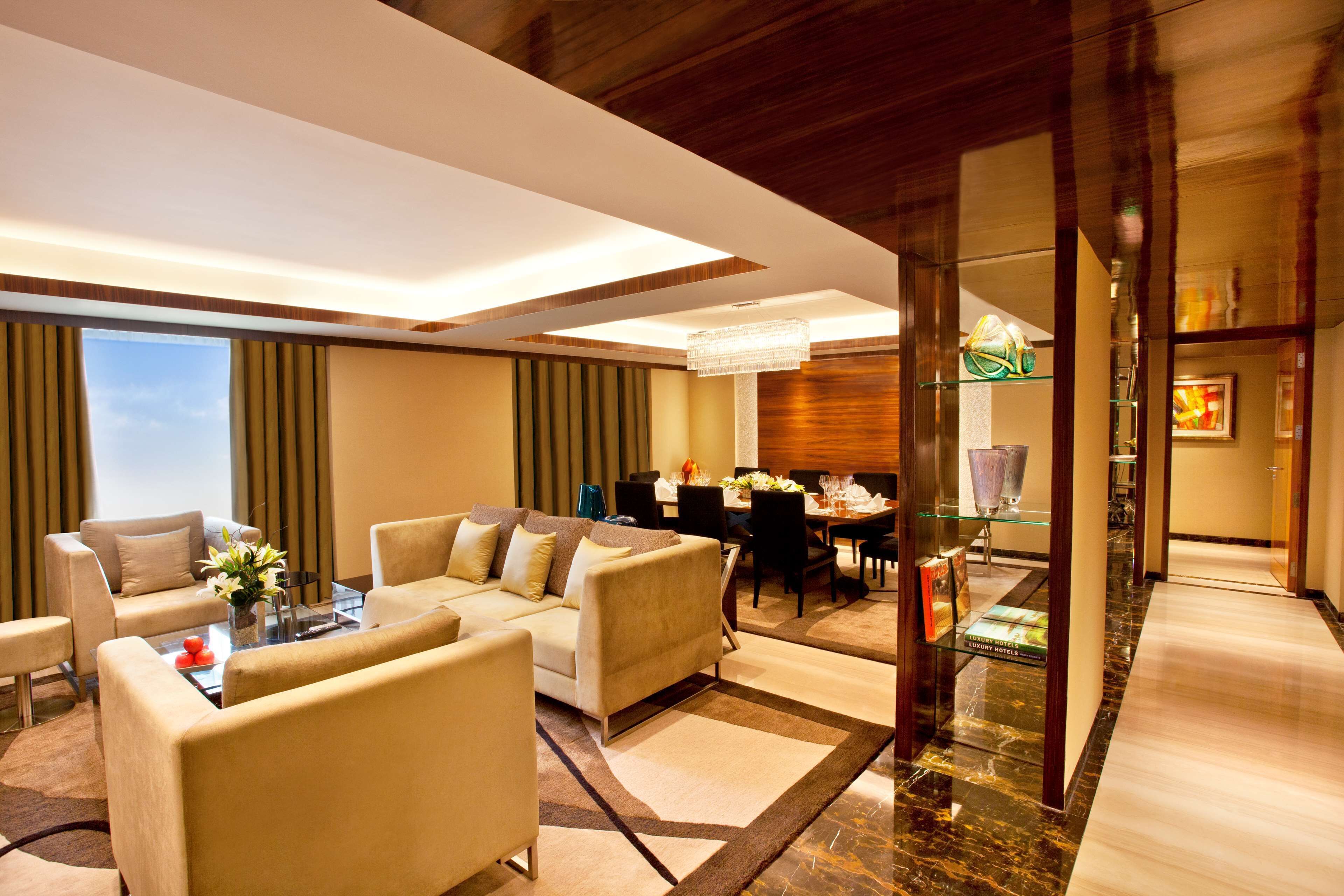 presidential suite | 1 bedroom, premium bedding, minibar, in-room safe