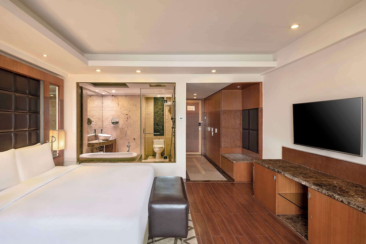 1 slaapkamer, luxe beddengoed, een minibar, een kluis op de kamer