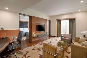 Ropa de cama de alta calidad, minibar, caja fuerte