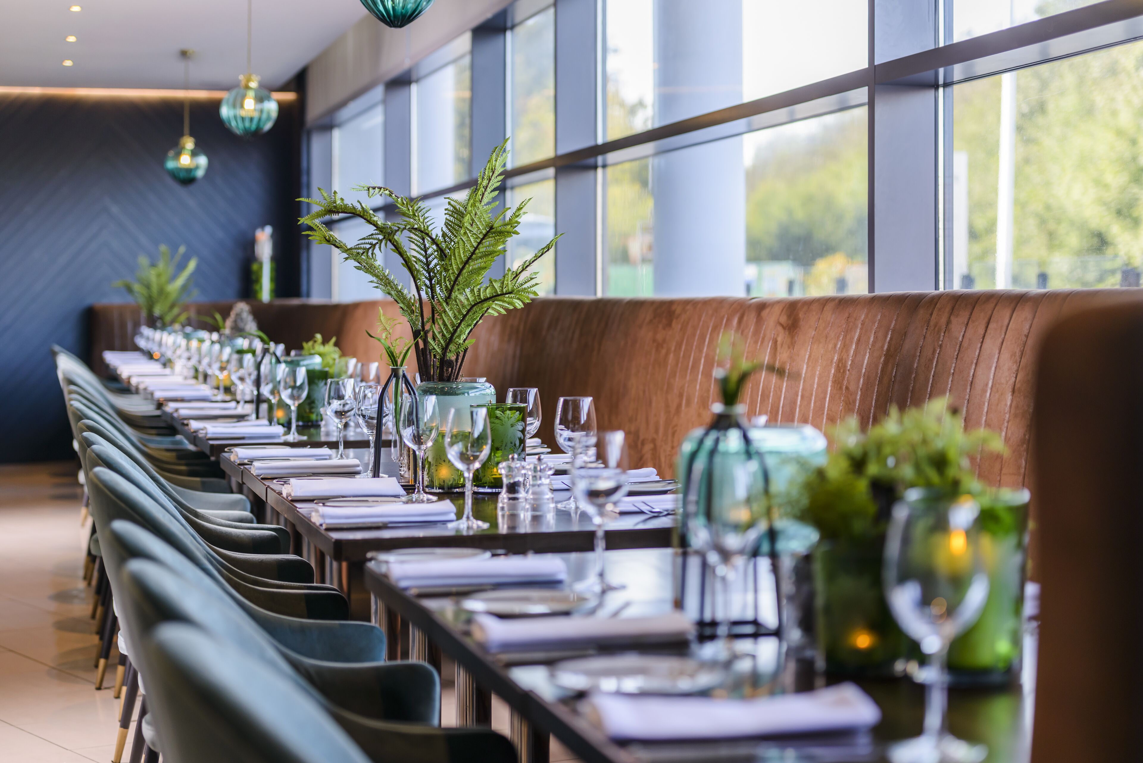 breakfast, lunch and dinner served