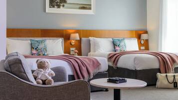 Chambre Familiale | Literie de qualité supérieure, coffres-forts dans les chambres