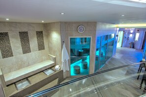 Sauna, hot tub, steam room, body treatments, aromatherapy - China Fleet Country Club (Saltash)