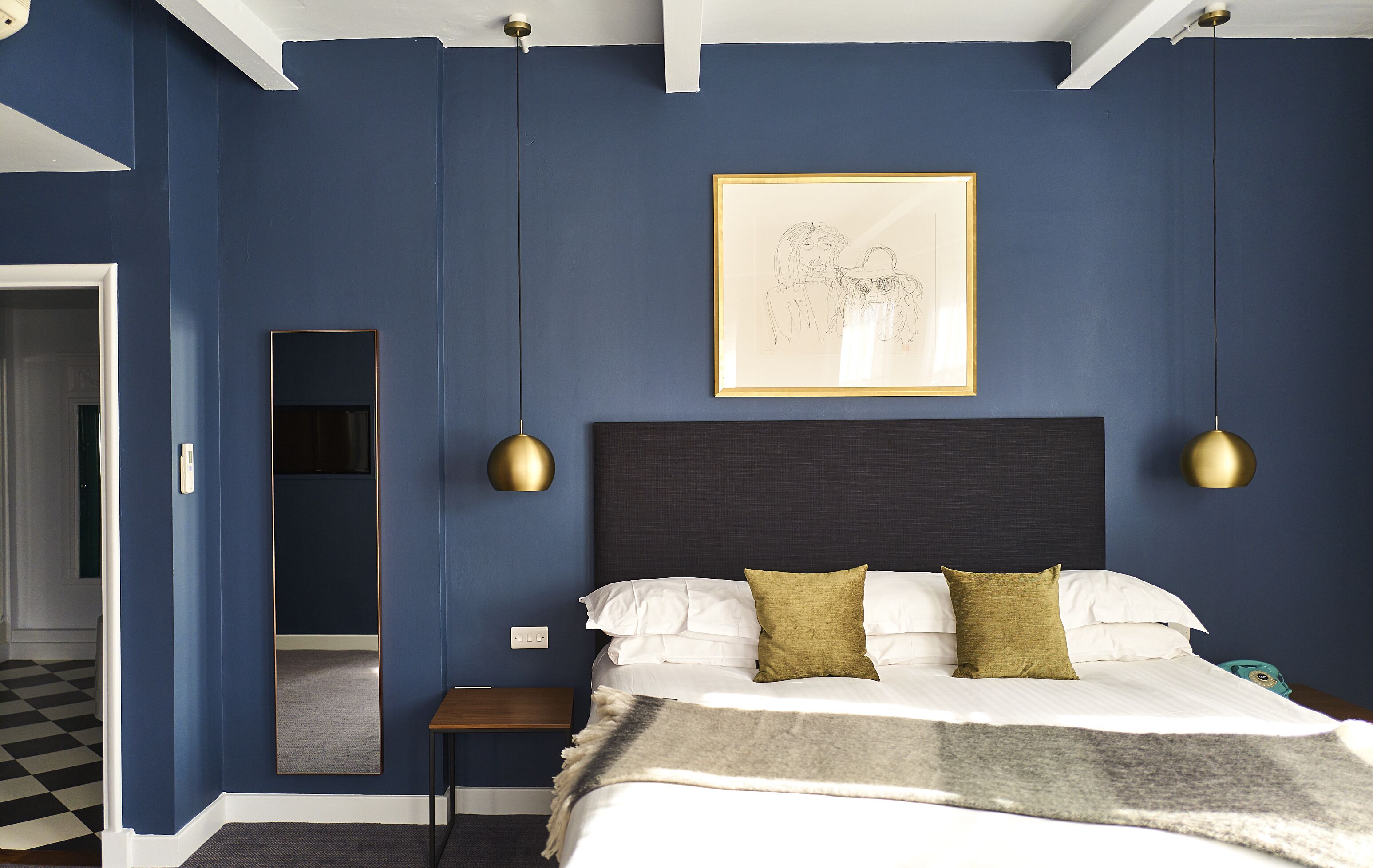 premium bedding, in-room safe, individually decorated