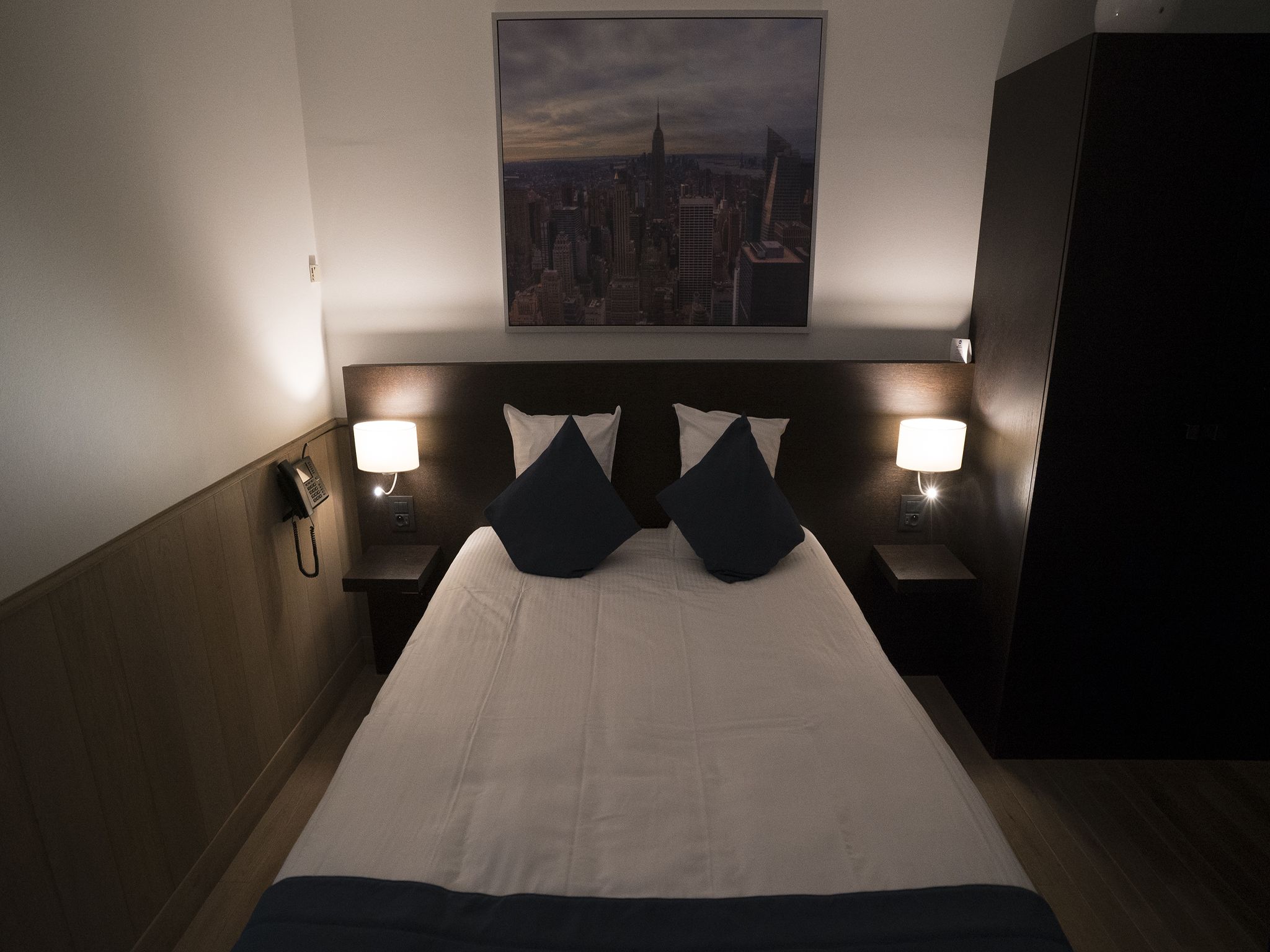 1 bedroom, in-room safe, desk, blackout curtains