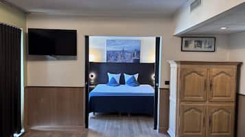 Suite estàndard | Caixa forta a l'habitació, escriptori i cortines opaques