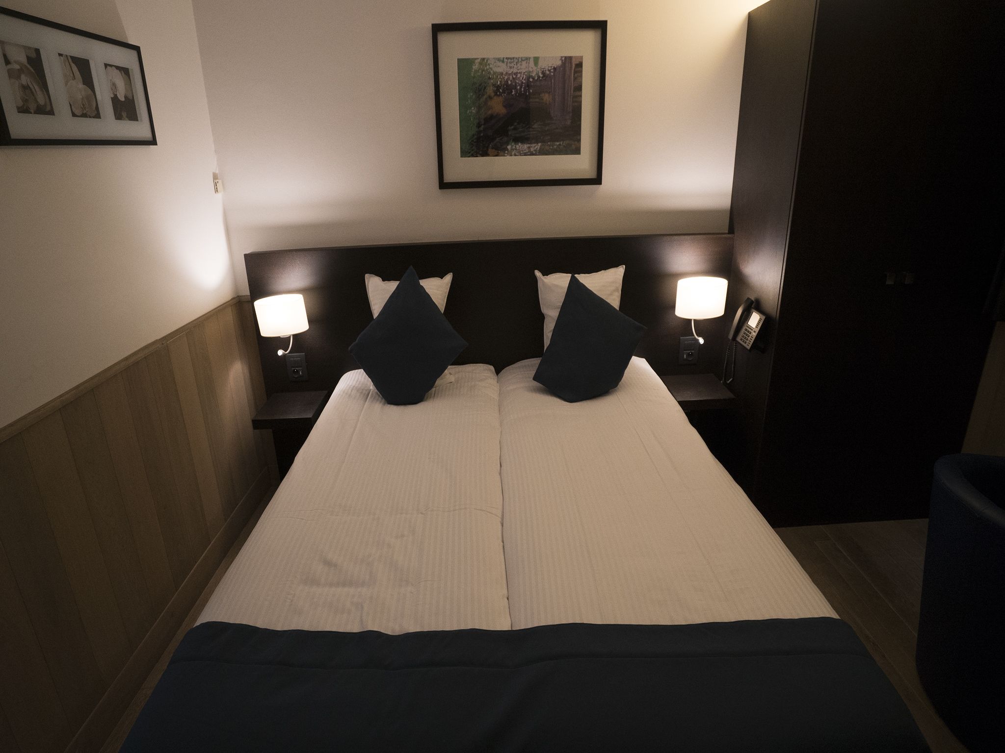 1 bedroom, in-room safe, desk, blackout curtains