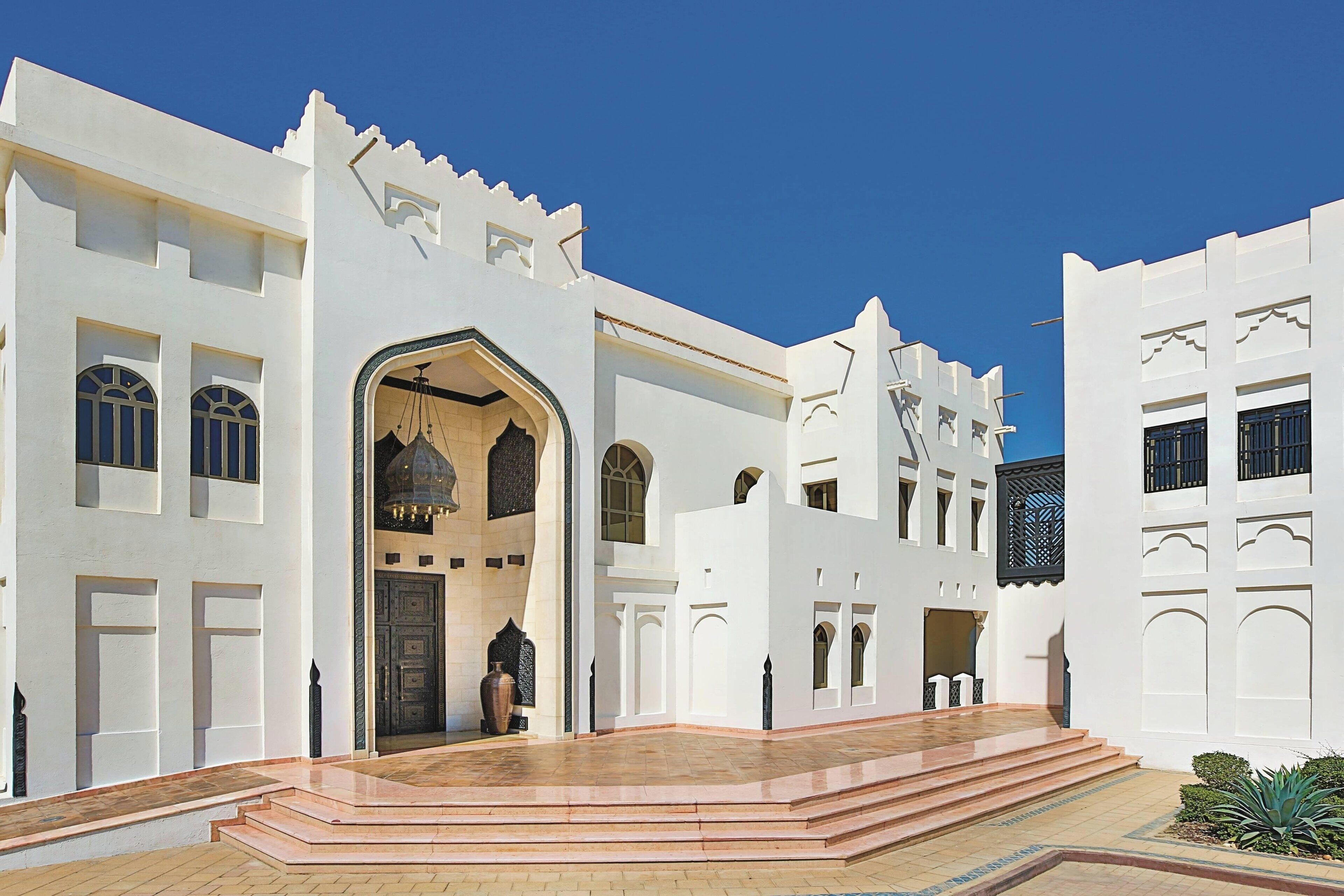 Photo - Sharq Village & Spa, a Ritz-Carlton Hotel