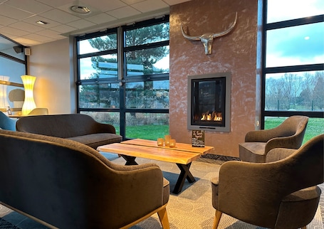 Bar (on property). Holiday Inn Strasbourg - Nord by IHG