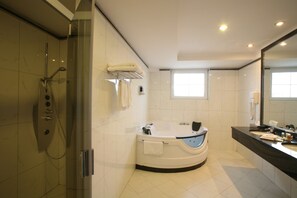 Baignoire relaxante profonde