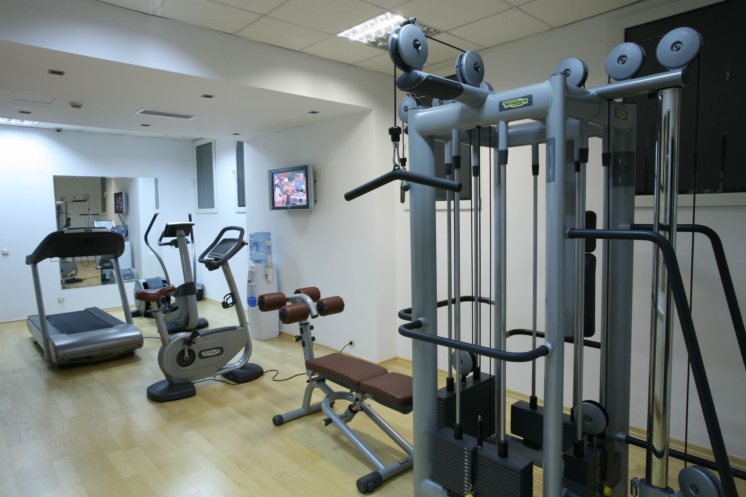 minibar, in-room safe, desk, blackout curtains