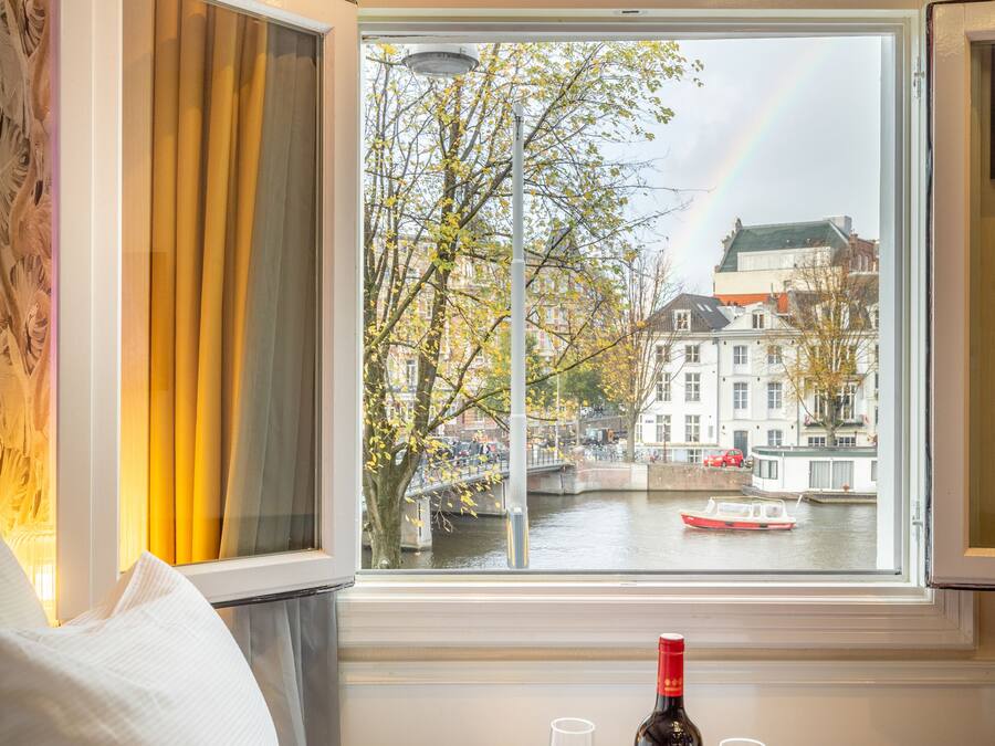 Quarto casal ou duplo luxo, vista para o canal | Vista do quarto