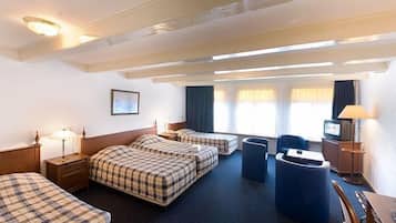 Habitación triple | Escritorio, cunas gratuitas, camas extra y wifi gratis