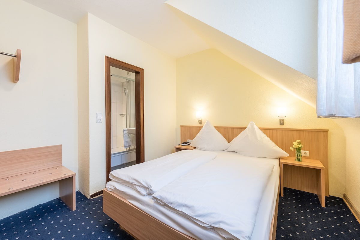 Select-Comfort-Betten, Zimmersafe, Schreibtisch, schallisolierte Zimmer