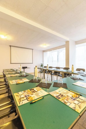 Meeting facility - Brit Hotel Le Parc Vichy (Bellerive-sur-Allier)
