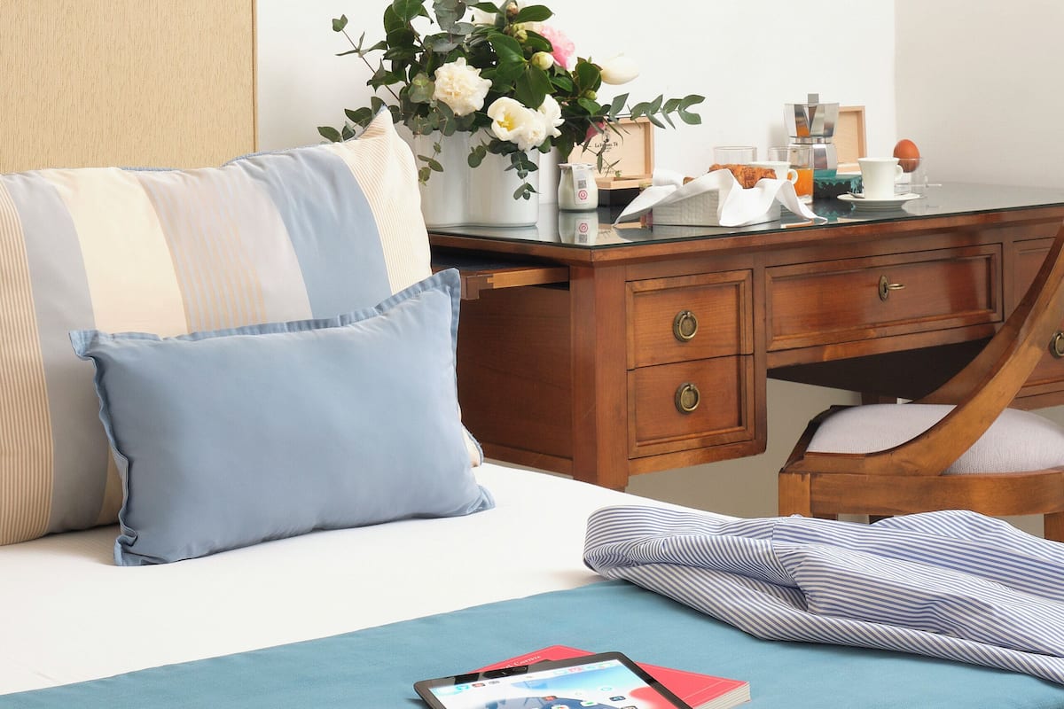 Classic Double Room, Garden View | Bathroom amenities