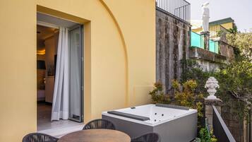 Aromatic Suite con Sauna in camera e Minipool su terrazza - Adults only | Vista giardino