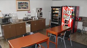 Petit déjeuner continental compris