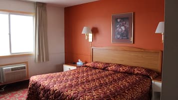 Rideaux occultants, fer et planche à repasser, Wi-Fi gratuit