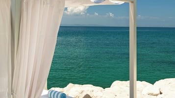 Am Strand, Sporttauchen, Schnorcheln, Wasserski