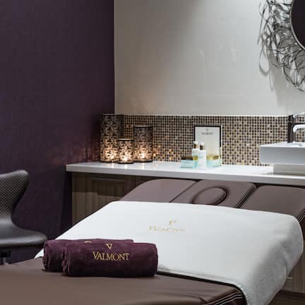 Hot tub, body treatments, aromatherapy, sports massages, detox wraps