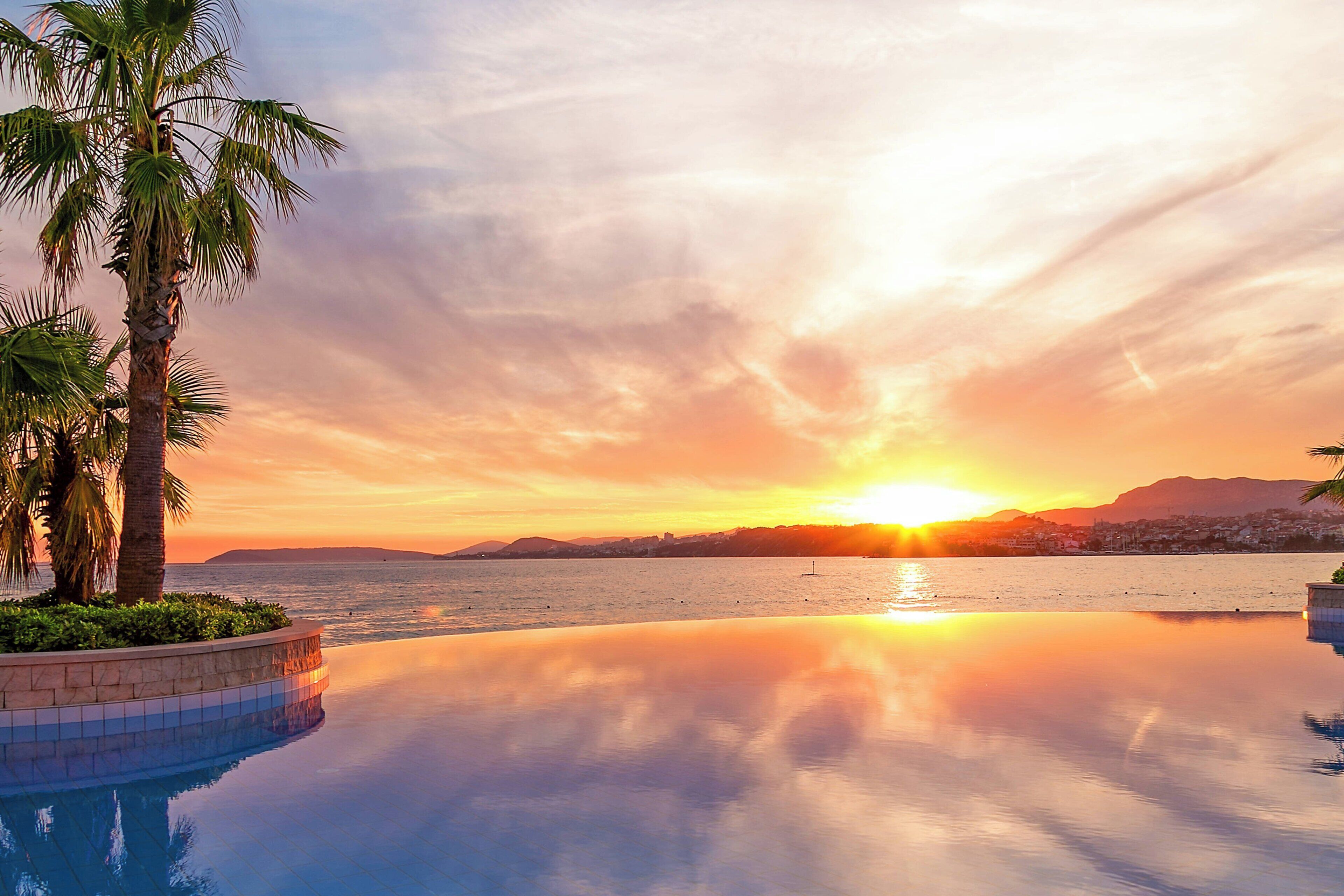 Innenpool, Außenpool