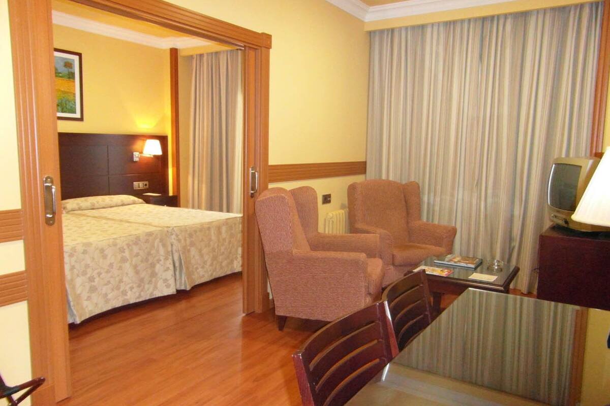 minibar, in-room safe, desk, blackout curtains
