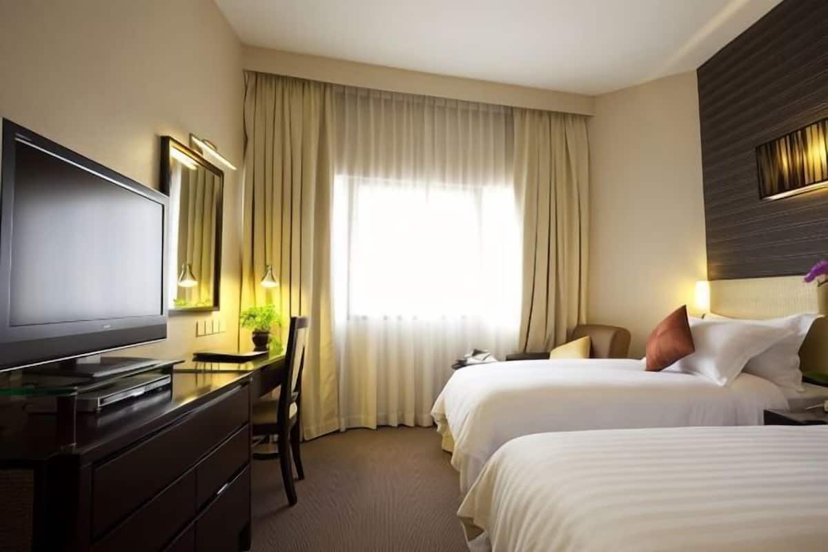 1 bedroom, minibar, in-room safe, desk