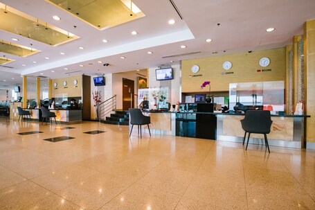 Hotel Royal Queens - Image 9