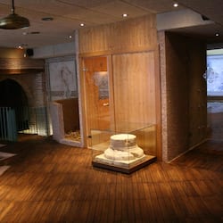 Behandelingskamers voor koppels, een sauna, een bubbelbad, een stoombad