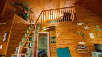 Cottage, 2 Bedrooms | 2 bedrooms, individually decorated, individually furnished