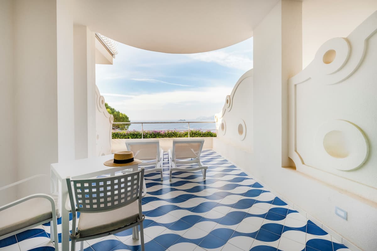 Deluxe tweepersoonskamer, terras, uitzicht op zee | Terras