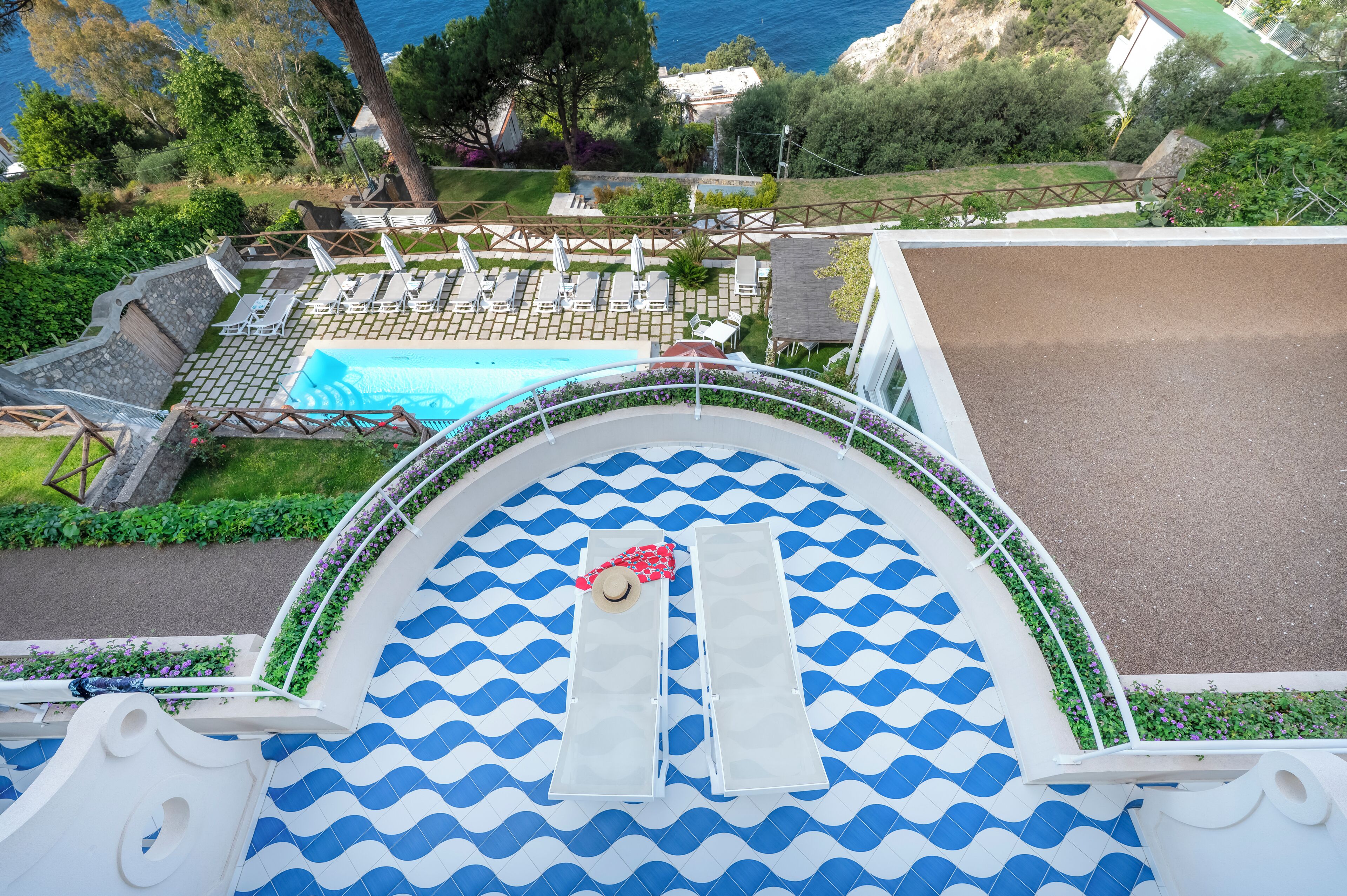 Comfort tweepersoonskamer, terras, uitzicht op zee | Terras