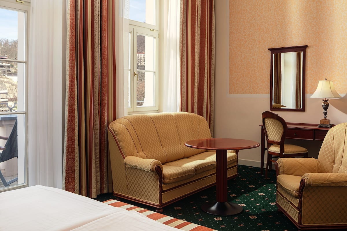 superior double room | hypo-allergenic bedding, minibar, in-room safe, individually decorated