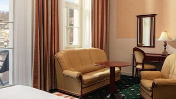 Superior Double Room | 1 bedroom, hypo-allergenic bedding, minibar, in-room safe