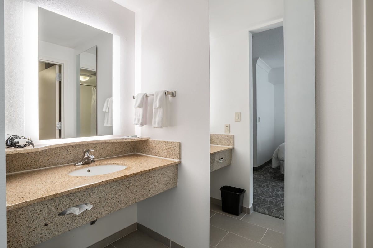 In-room safe, desk, laptop workspace, blackout drapes
