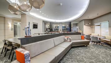 Lobby lounge