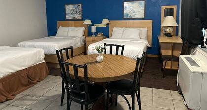 Tides Motor Inn at Stehli Beach