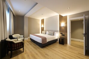 1 bedroom, minibar, in-room safe, desk
