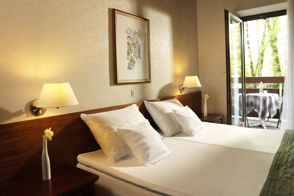 Double Room | In-room safe, free WiFi