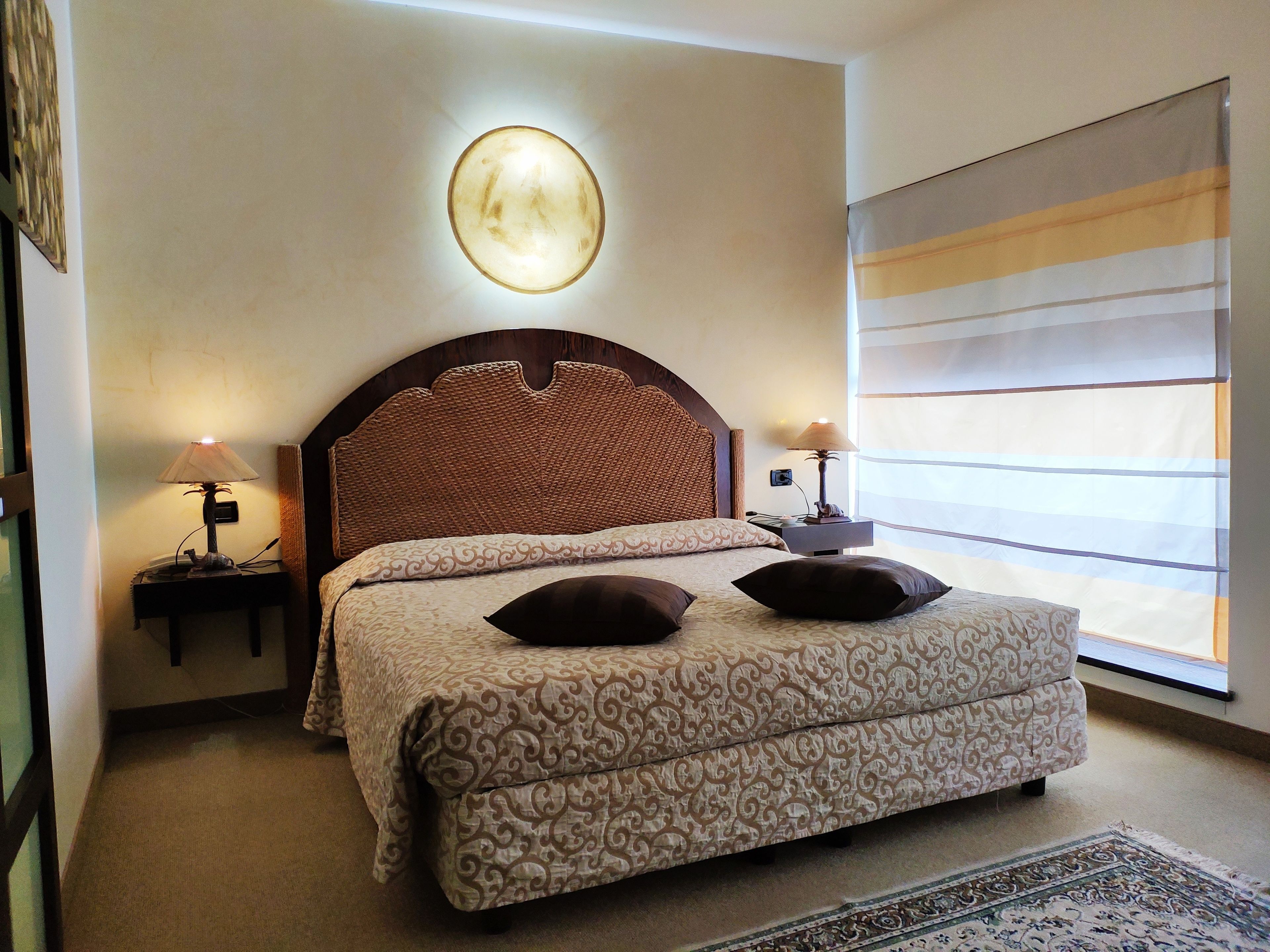 Minibar, in-room safe, individually decorated, individually furnished