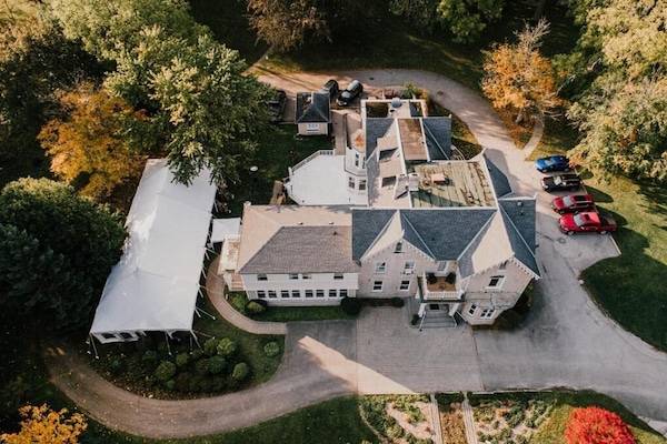 Enceinte de lâhĂ©bergement