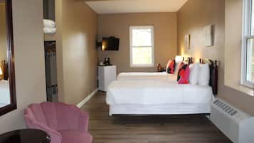 Deluxe Twin Room, 2 Twin Beds, Non Smoking, Garden View | Premium bedding, individually decorated, individually furnished, desk