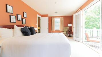 Luxury Studio Suite, 1 King Bed with Sofa bed, Non Smoking, Garden View | Premium bedding, individually decorated, individually furnished, desk