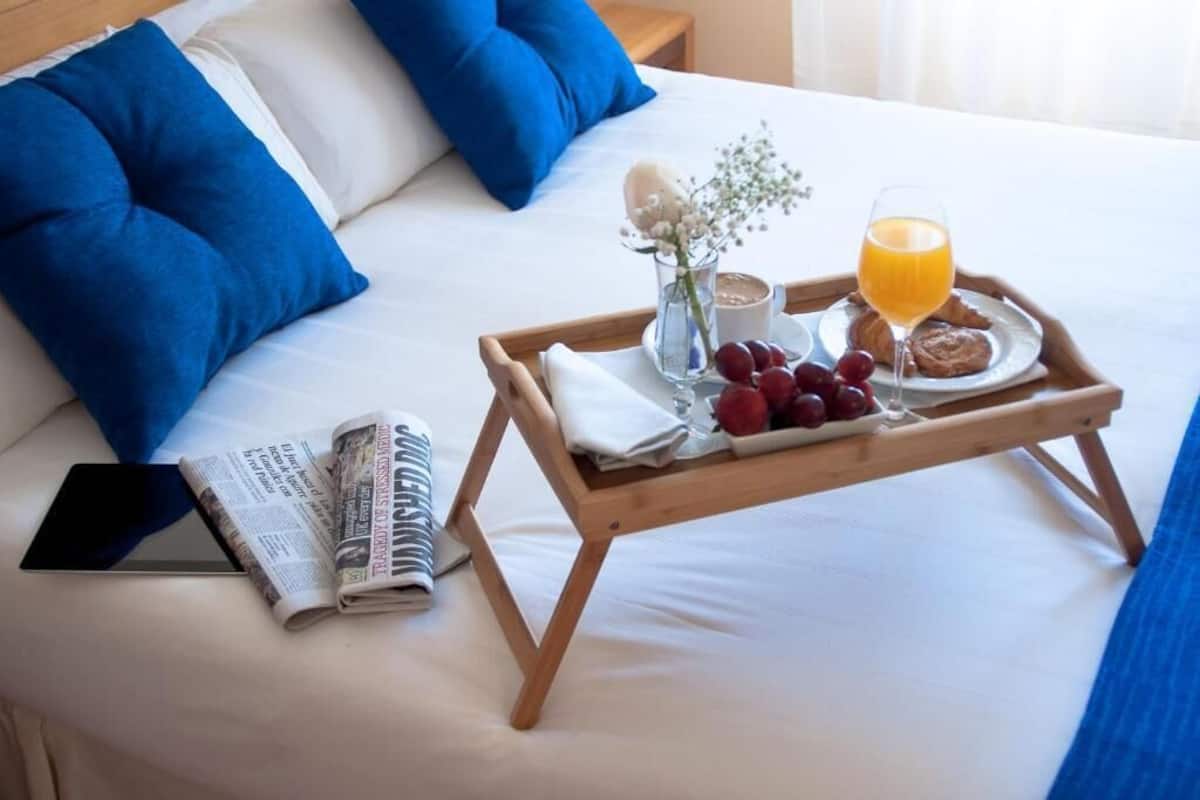 1 bedroom, desk, iron/ironing board, rollaway beds (surcharge)