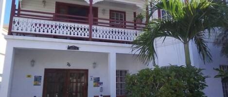 Voorkant van accommodatie