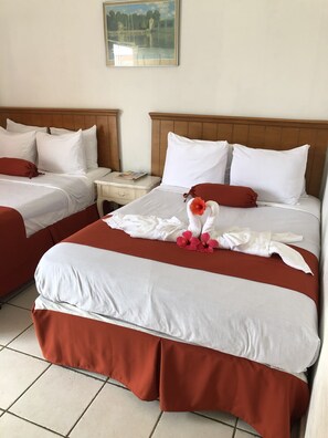 Habitación estándar | Decoración individual, escritorio, espacio para trabajar con un portátil